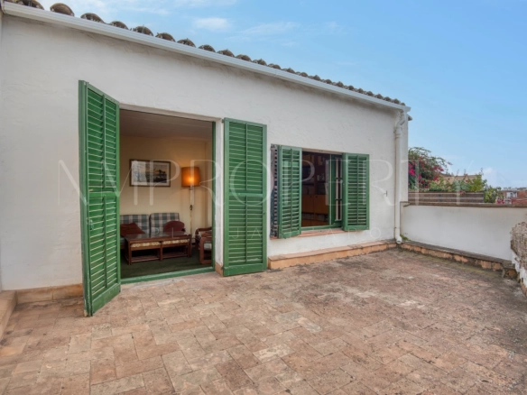Casa con esencia mediterránea y un potencial infinito