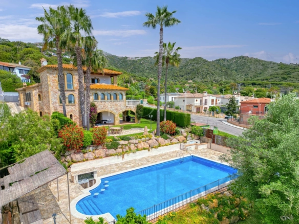 Villa de 3 viviendas en Platja d'Aro