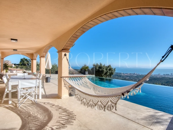 Villa de lujo en alquiler temporal con vistas infinitas al mar
