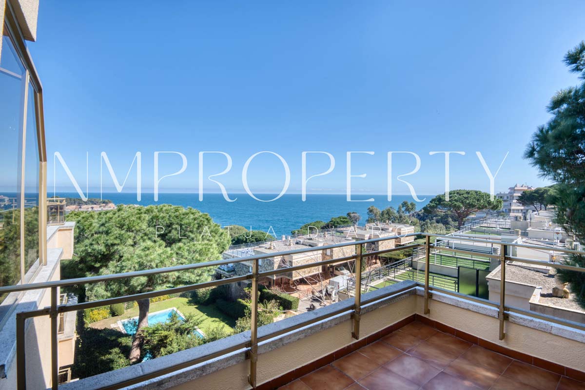 17-sagaro Ático duplex con piscina privada y vistas al mar en S’Agaró
