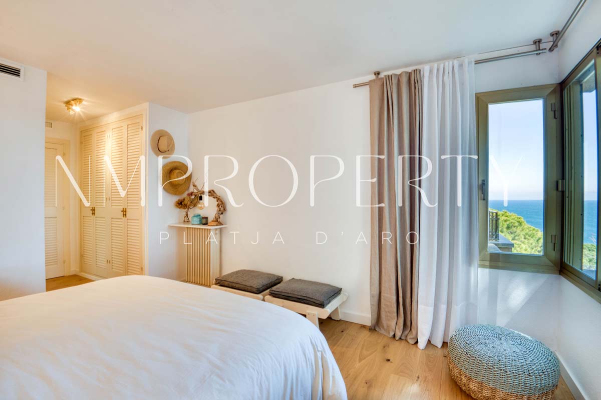 25-sagaro Ático duplex con piscina privada y vistas al mar en S’Agaró
