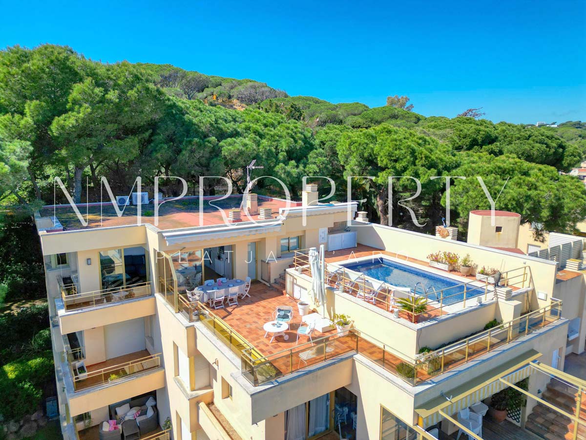 31-sagaro Ático duplex con piscina privada y vistas al mar en S’Agaró
