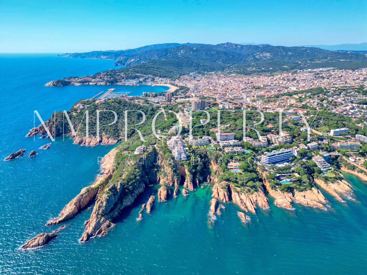 35-sagaro Ático duplex con piscina privada y vistas al mar en S’Agaró