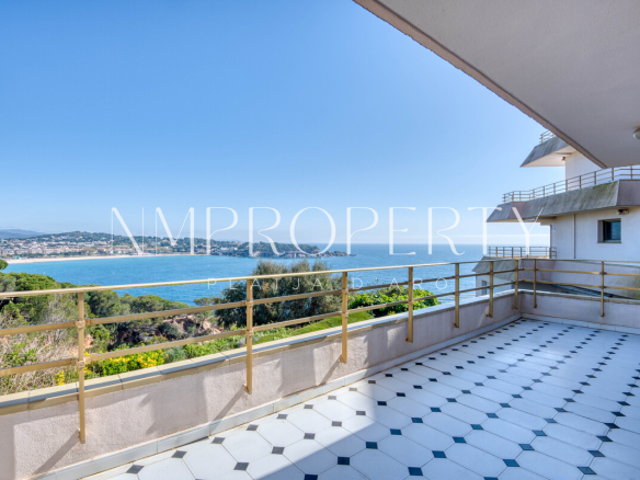 Exclusivo apartamento con vistas al mar en S’Agaró