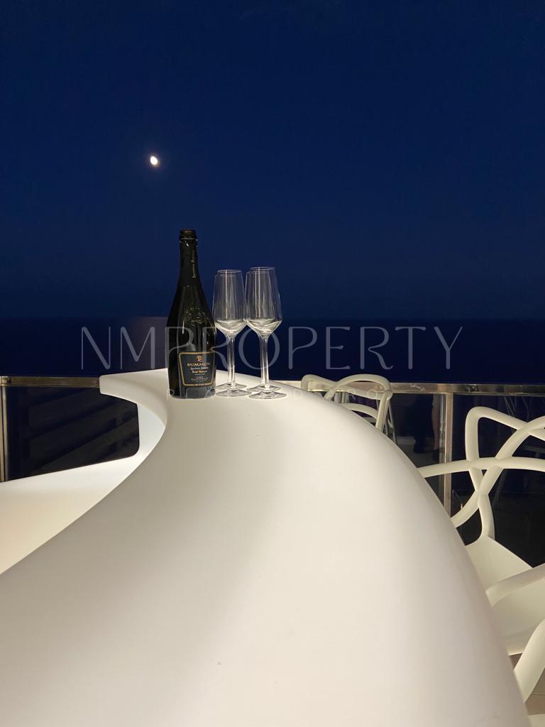 Exclusivo apartamento de lujo con vistas espectaculares al mar en la Costa Brava