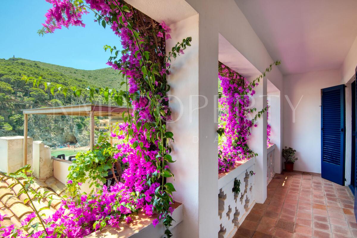 CASA EXCLUSIVA A PIE DE MAR EN SA TUNA, BEGUR | COSTA BRAVA
