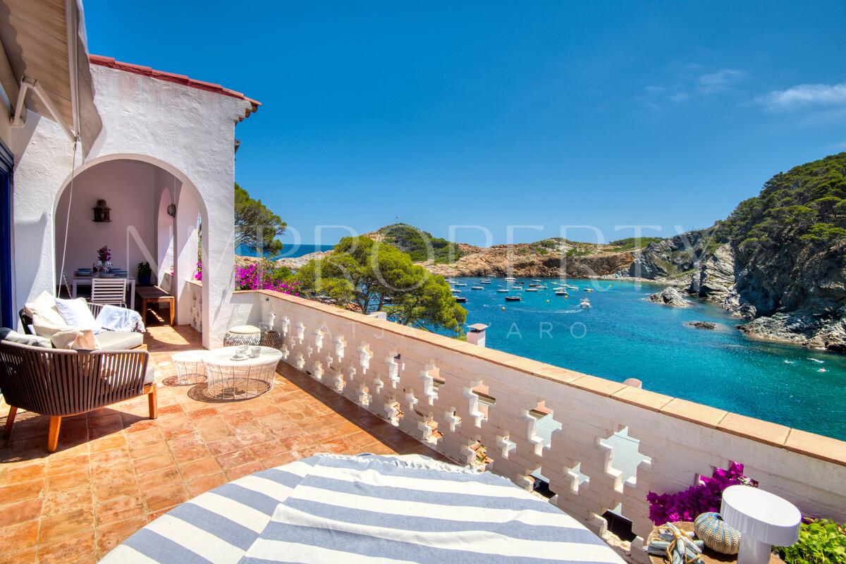 CASA EXCLUSIVA A PIE DE MAR EN SA TUNA, BEGUR | COSTA BRAVA